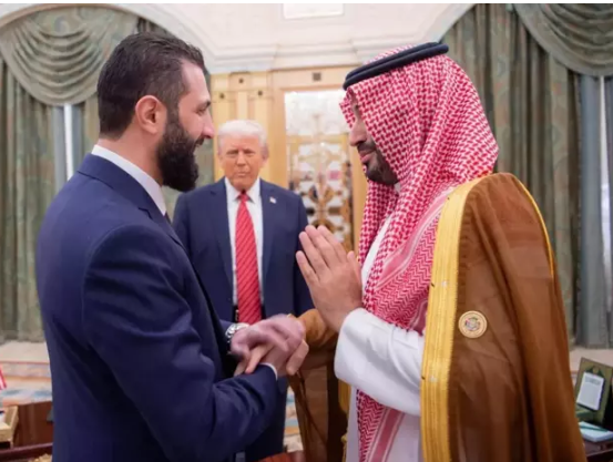 ABŞ və Suriya liderləri bir arada -Tarixi görüş (FOTOLAR)